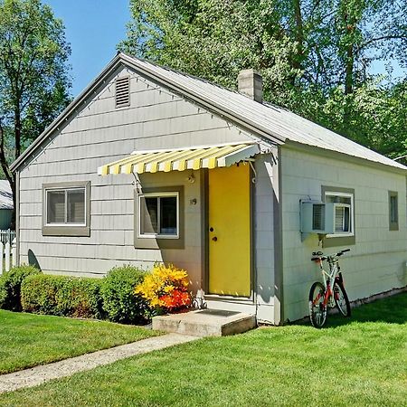 Idle A While Cabins Twisp 外观 照片
