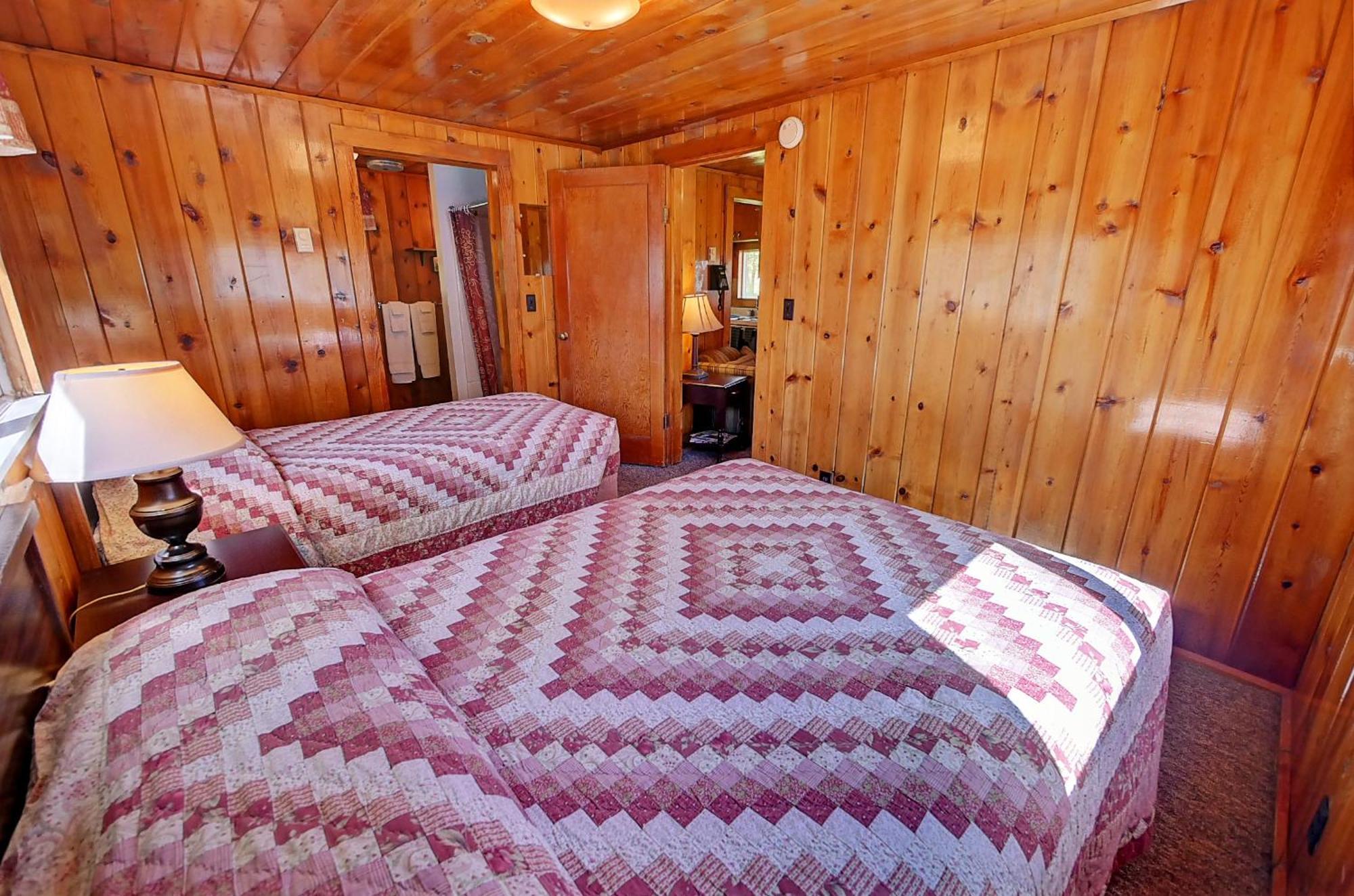 Idle A While Cabins Twisp 外观 照片